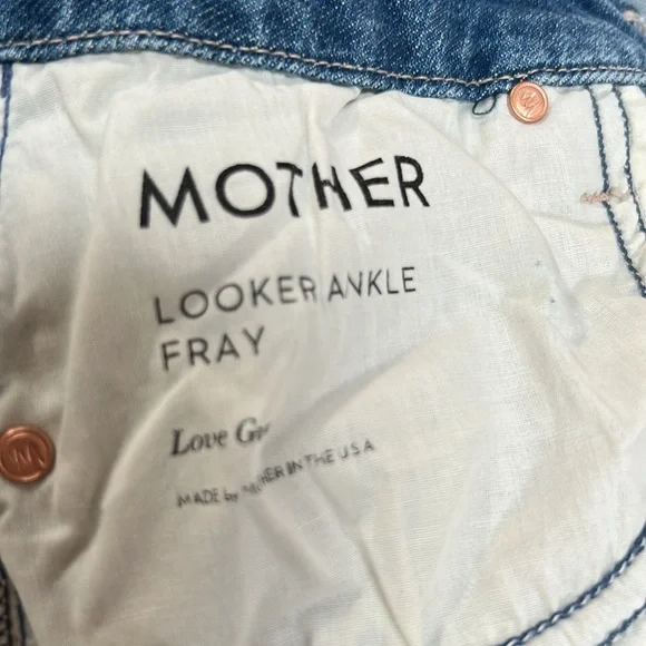 Mother Denim Looker Ankle Fray Jeans - Picture 7 of 7